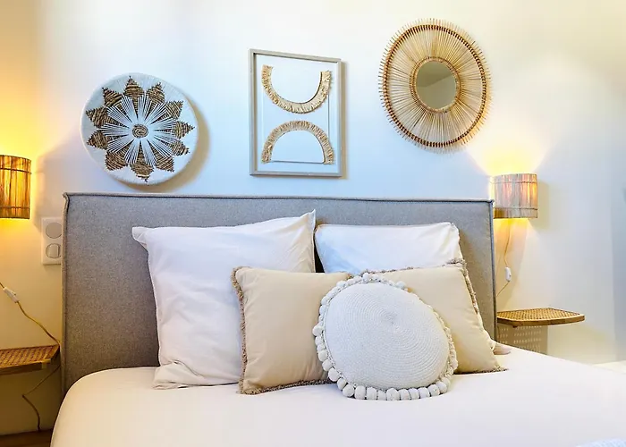 Elegant 2 Pieces 50m2 Au Coeur Du Vieil Apartmán