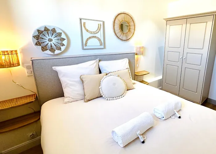 Elegant 2 Pieces 50m2 Au Coeur Du Vieil * Antibes