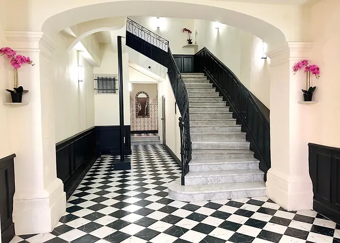 Elegant 2 Pieces 50m2 Au Coeur Du Vieil Lejlighed